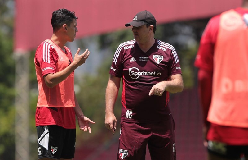 São Paulo faz terceiro dia de pré-temporada