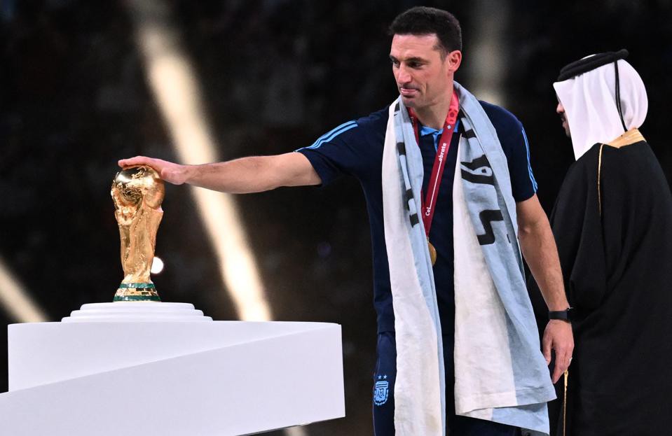 Lionel Scaloni deve seguir no comando da seleção argentina