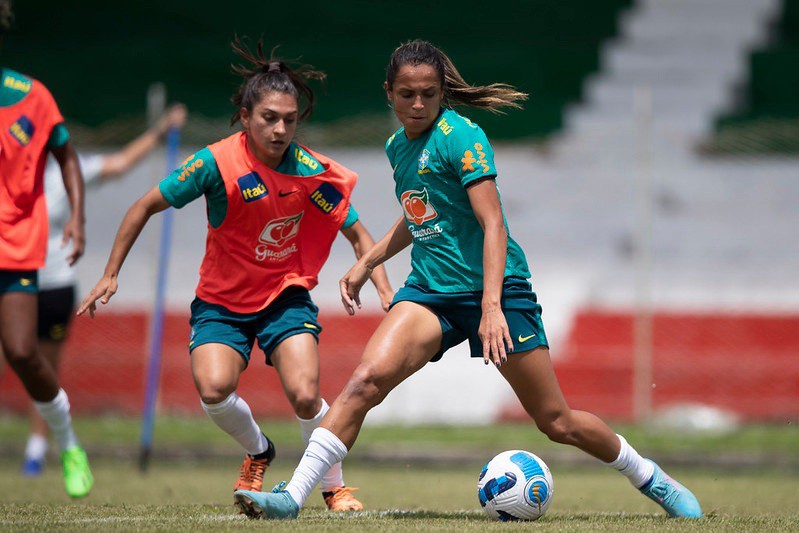 Seleção feminina encerra fase de grupos contra o Peru nesta quinta (21)