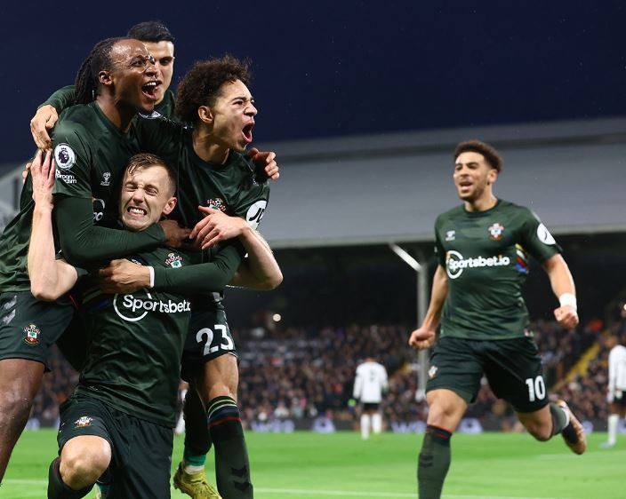 Southampton e Manchester City se enfrentam pela Copa da Liga Inglesa