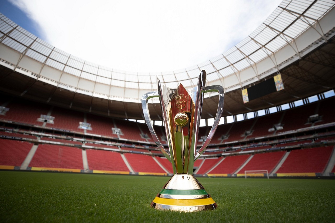 Palmeiras e Flamengo disputam a Supercopa do Brasil 2023