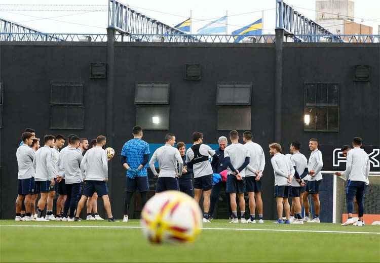 Técnico do Boca define estratégia contra o Cruzeiro: 'vencer mesmo sofrendo gol'