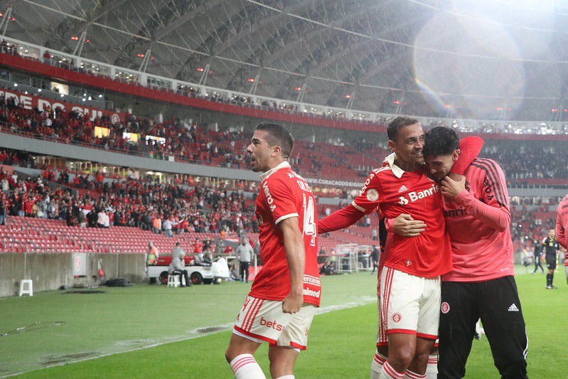 Internacional informou que aguarda uma manifestação da Conmebol sobre o tema