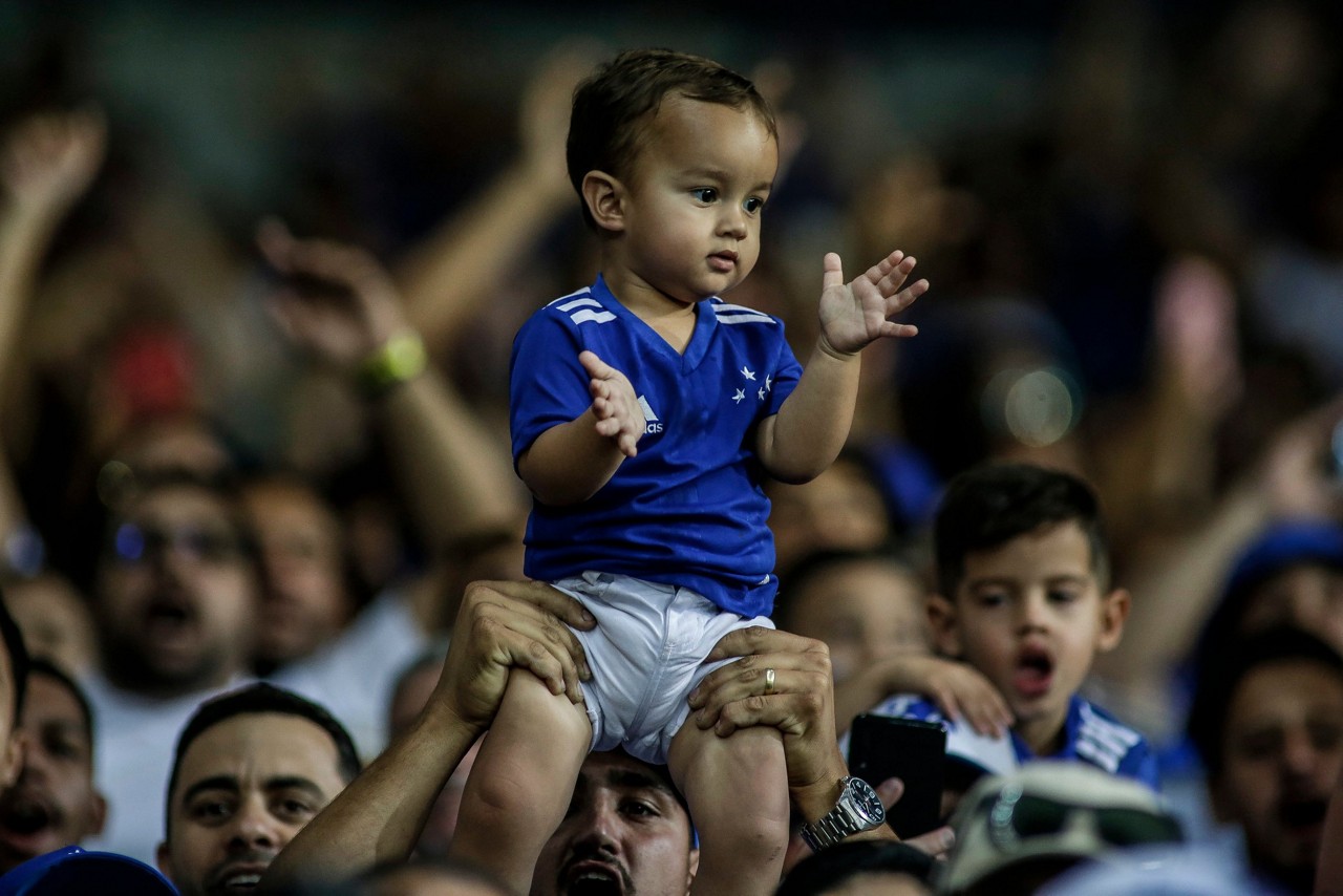 Torcida celeste vem demonstrando seu apoio incondicional ao time a cada partida no Mineirão