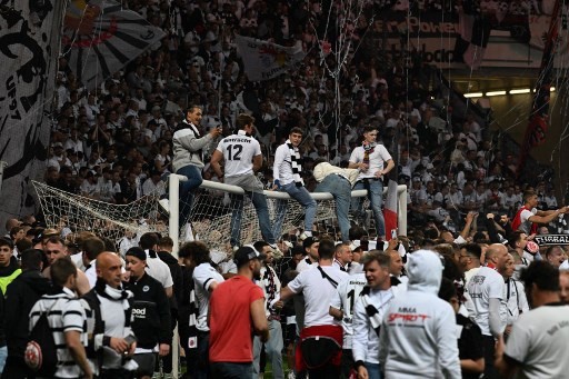 Torcida alemã fez muita festa na classificação para a final do torneio europeu