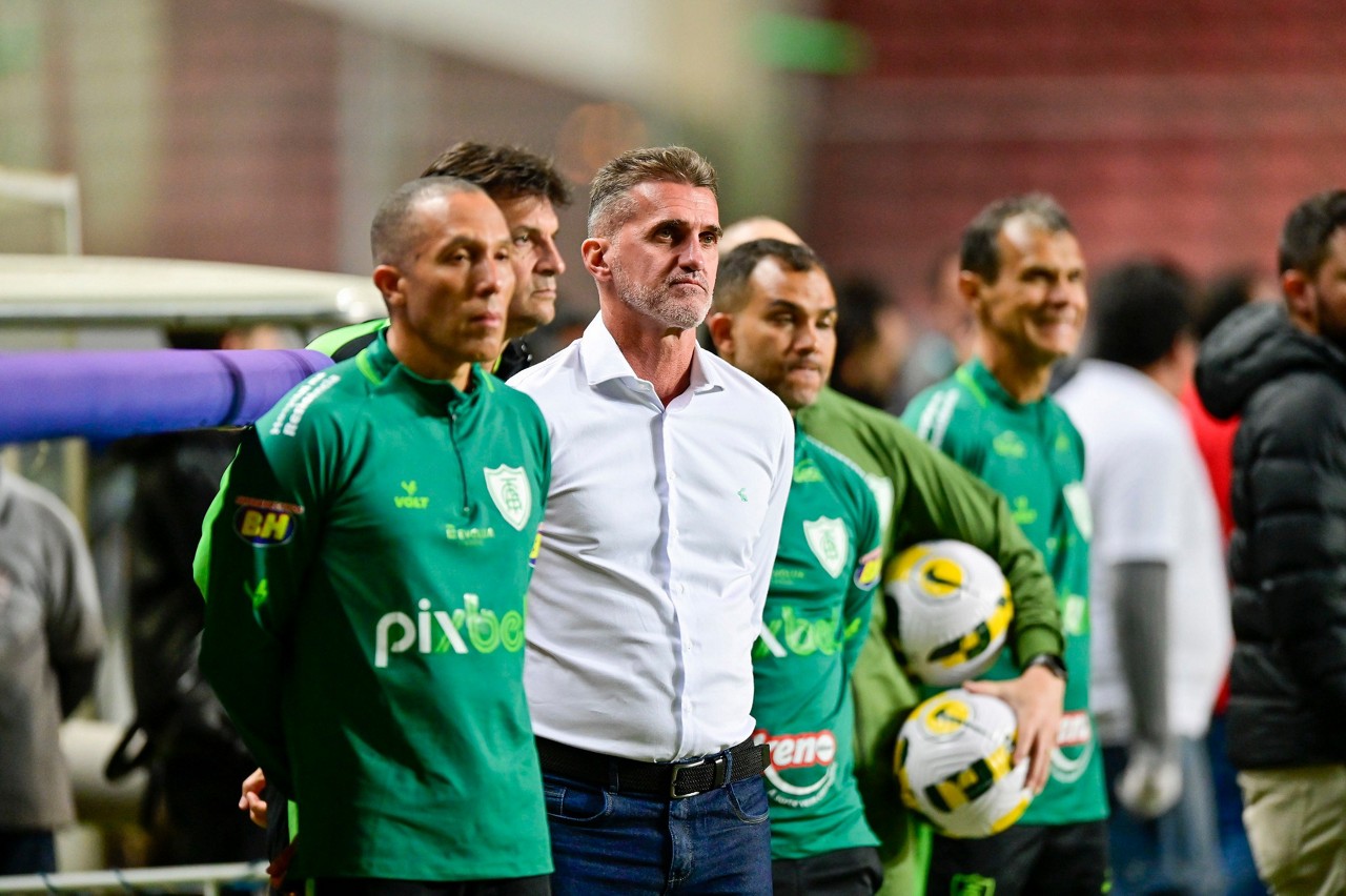 O técnico Vagner Mancini afirmou que, no 2º tempo, América sentiu os efeitos da viagem de volta da Colômbia