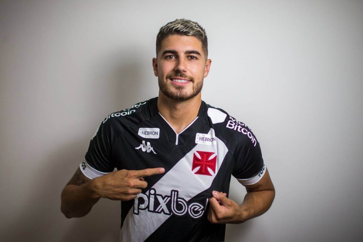 Pedro Raul foi vice-artilheiro do último Brasileirão, com 19 gols pelo Goiás
