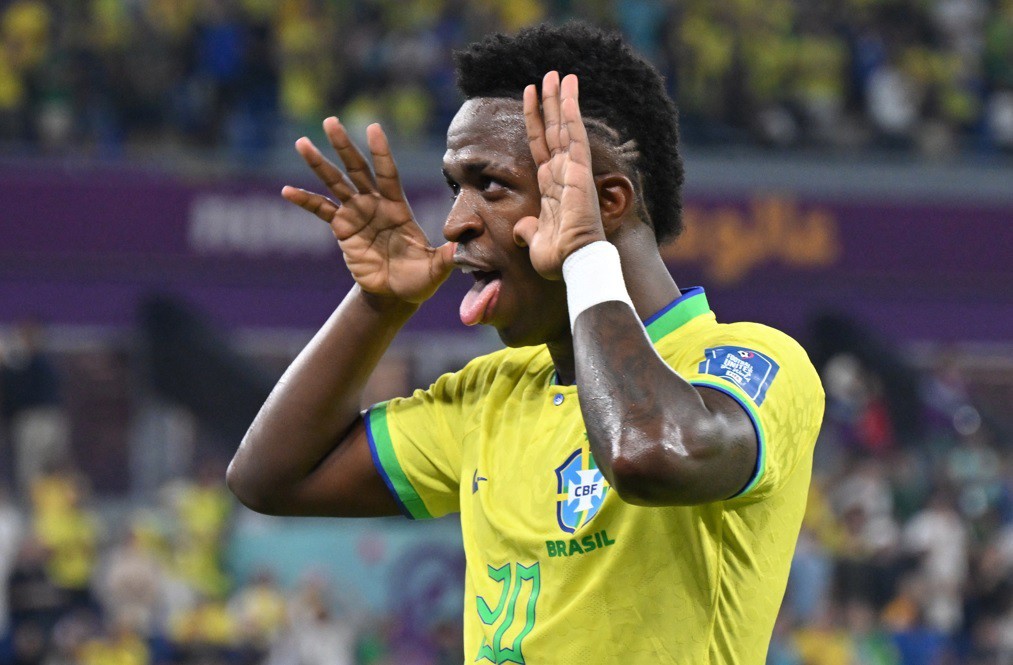 Fora dos gramados, Vini Jr vive momento de insatisfação com fornecedora de material esportivo