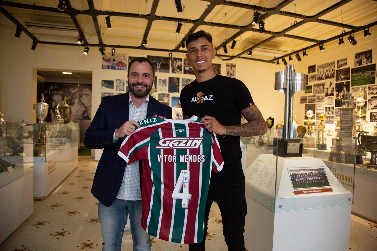 Vitor Mendes, zagueiro recém-contratado pelo Fluminense
