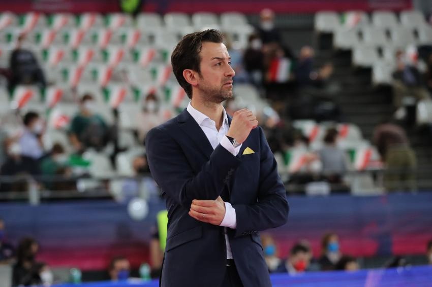 Santarelli irá assumir a seleção da Sérvia