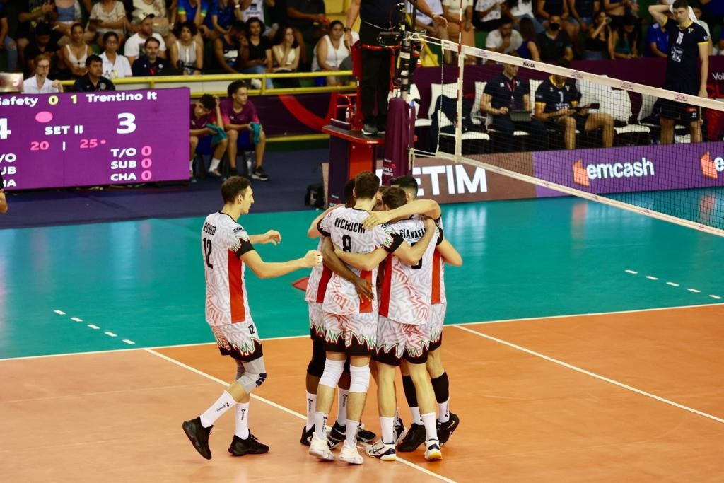 Torneio foi disputado no Poliesportivo Divino Braga