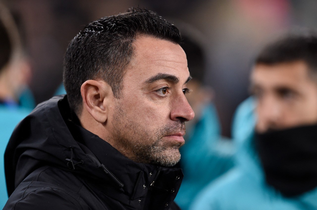Técnico do Barcelona, Xavi Hernández, pediu desculpa à vítima do caso Daniel Alves, pela declaração dada no sábado (21)