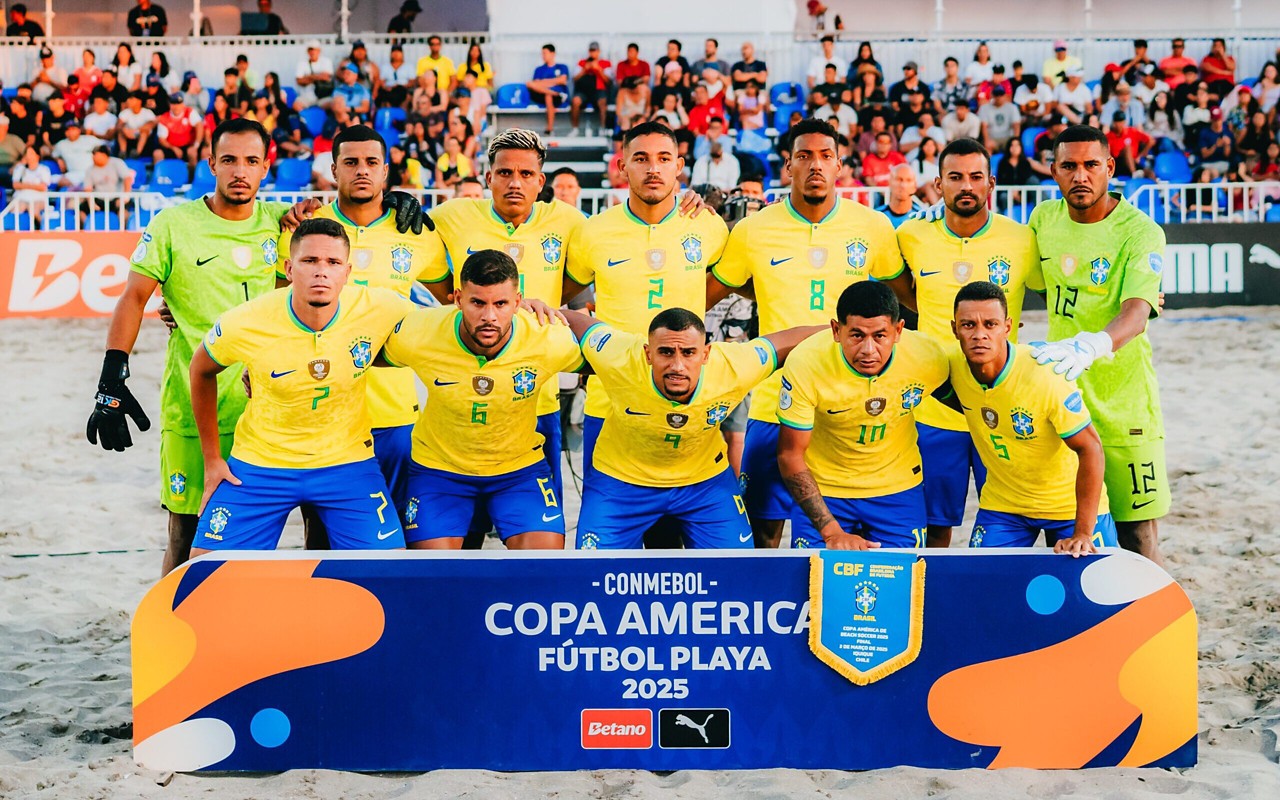 Brasil é o atual campeão da Copa do Mundo de futebol de areia (Foto: Conmebol)