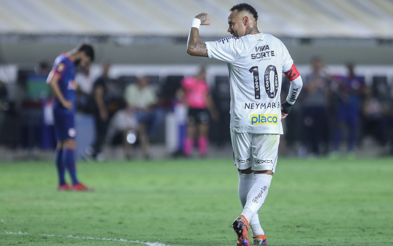 Com brilho de Neymar, Santos vence o Red Bull Bragantino e se garante na semi do Paulistão (Foto: Reinaldo Campos/AGIF)