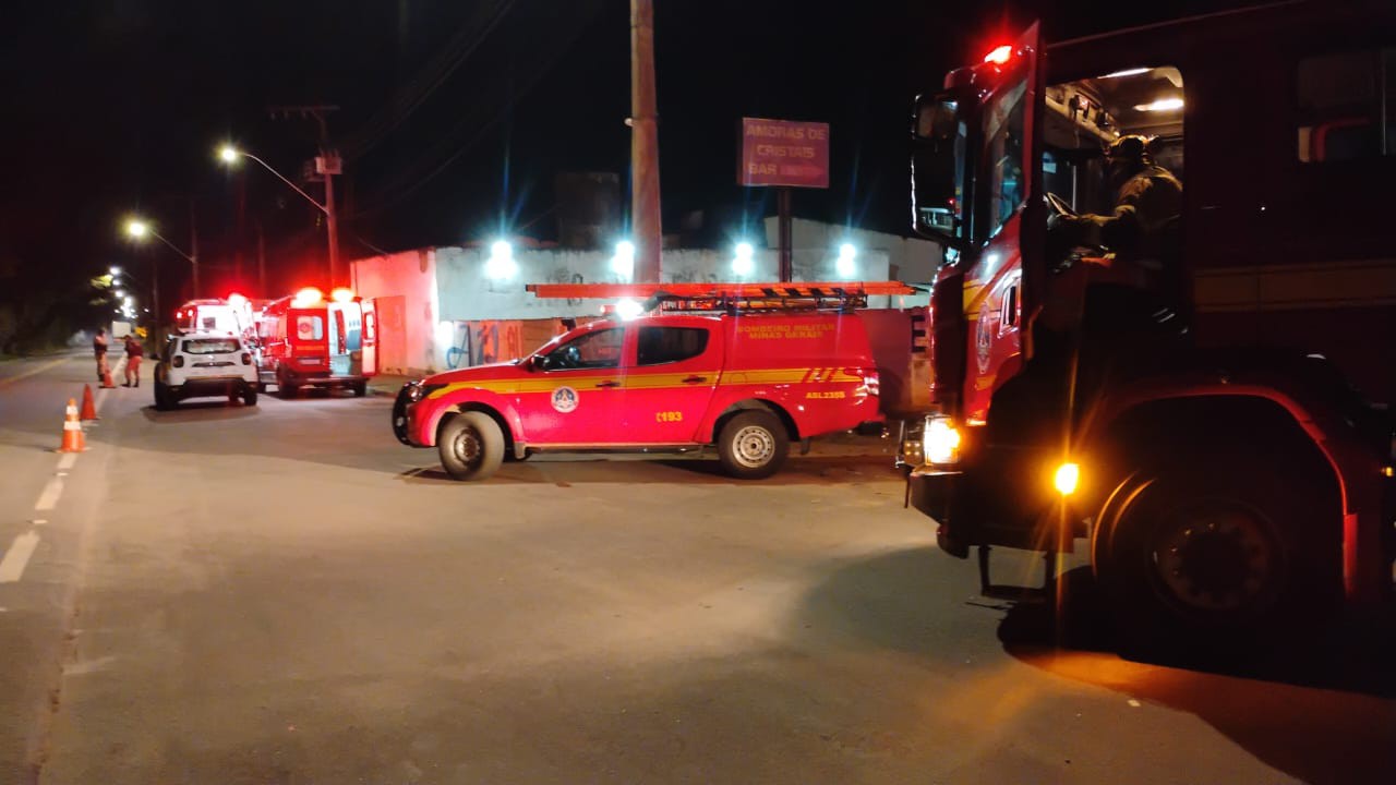 Corpo de Bombeiros foi acionado para o resgate das vítimas
