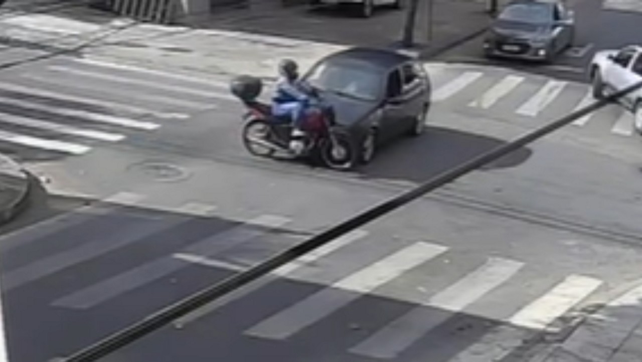Batida ocorreu no cruzamento das ruas Gonçalves Magalhães e Visconde de Taunay