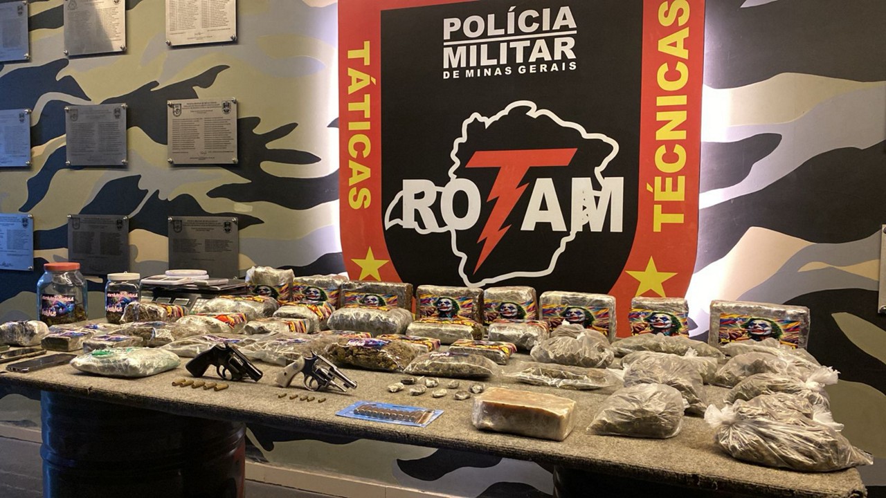 Material apreendido foi encaminhado para a delegacia