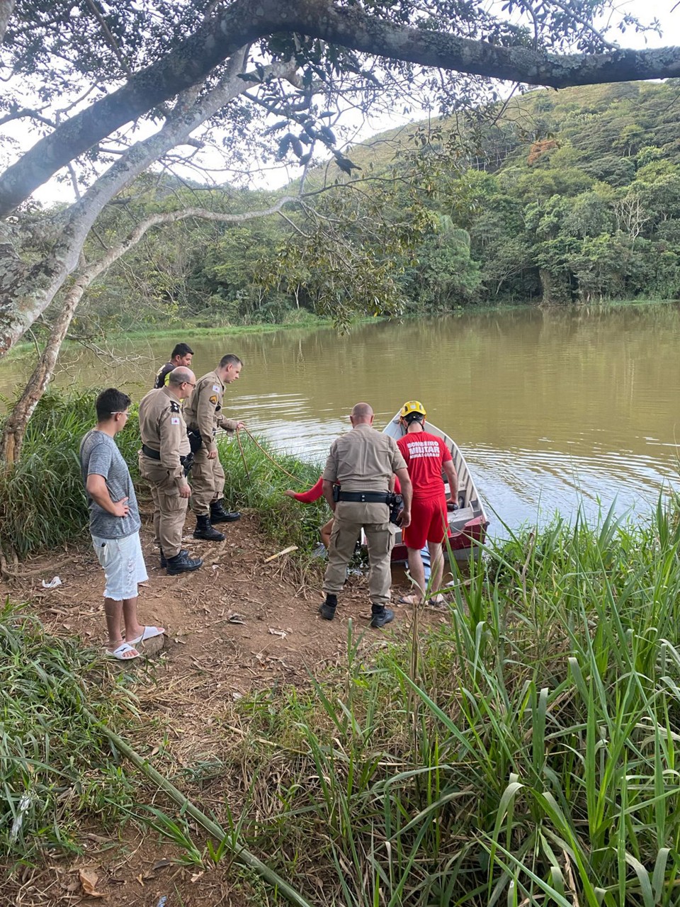 Corpo foi resgatado de represa
