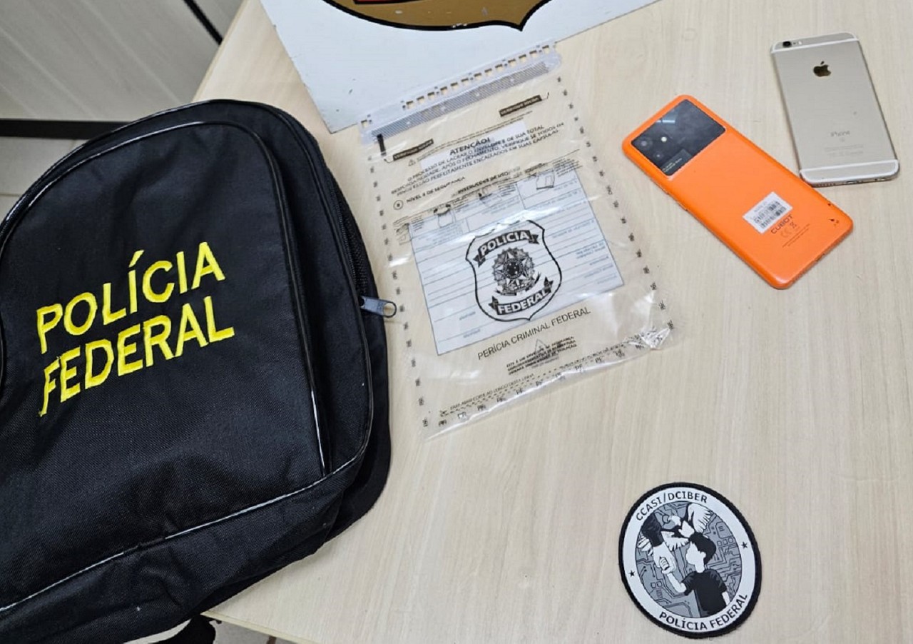 Telefones e outras provas foram recolhidas durante a operação