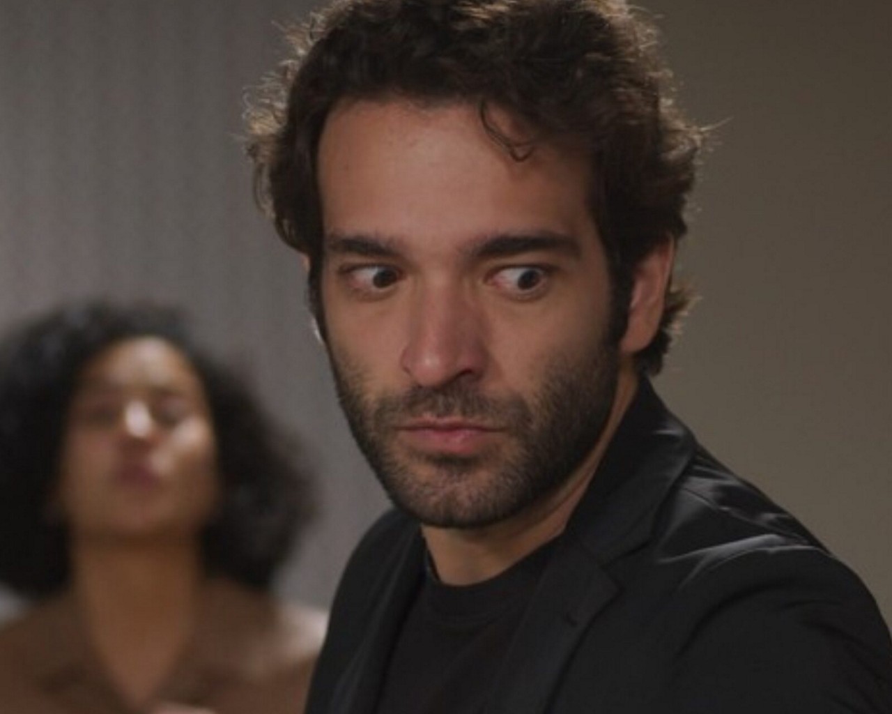Bella Campos e Humberto Carrão em Vale Tudo