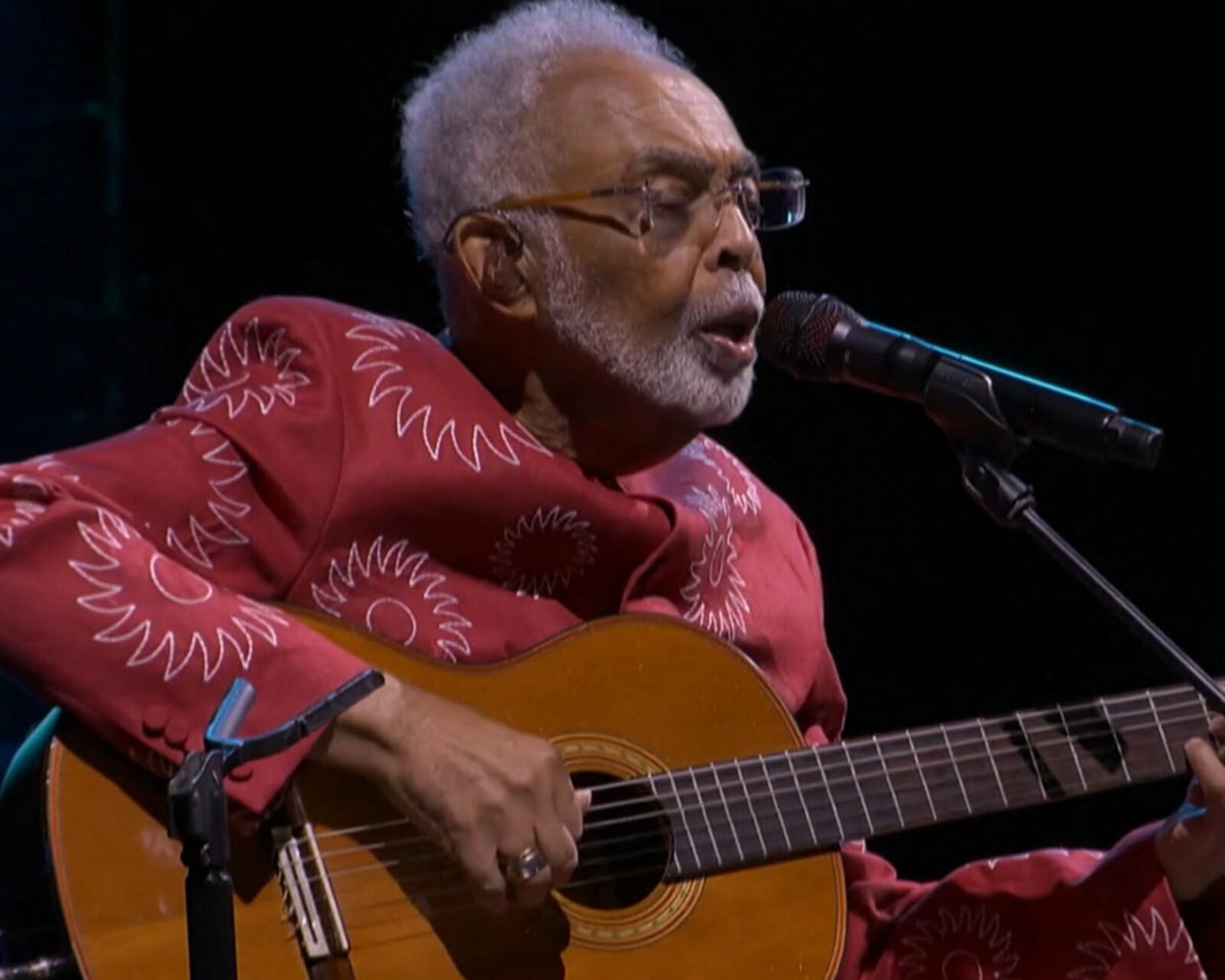Colunista detona corte no show de Gilberto Gil pelo Multishow ...