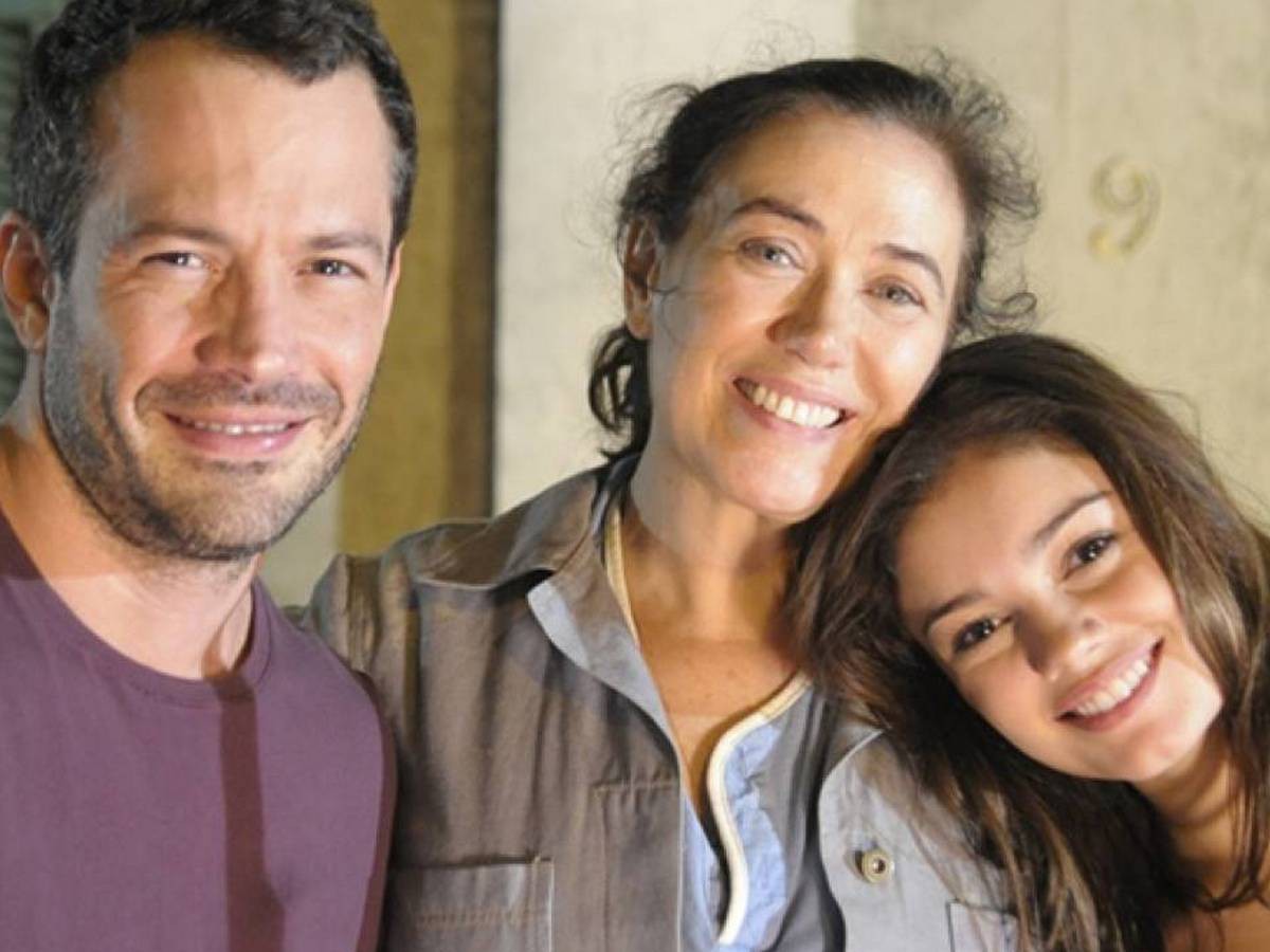 Malvino Salvador, Lília Cabral e Sophie Charlotte em 'Fina Estampa' - Divulgação