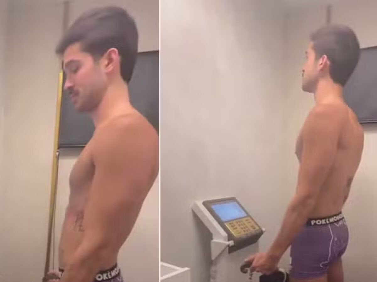 João Guilherme surge usando cueca do Pokémon