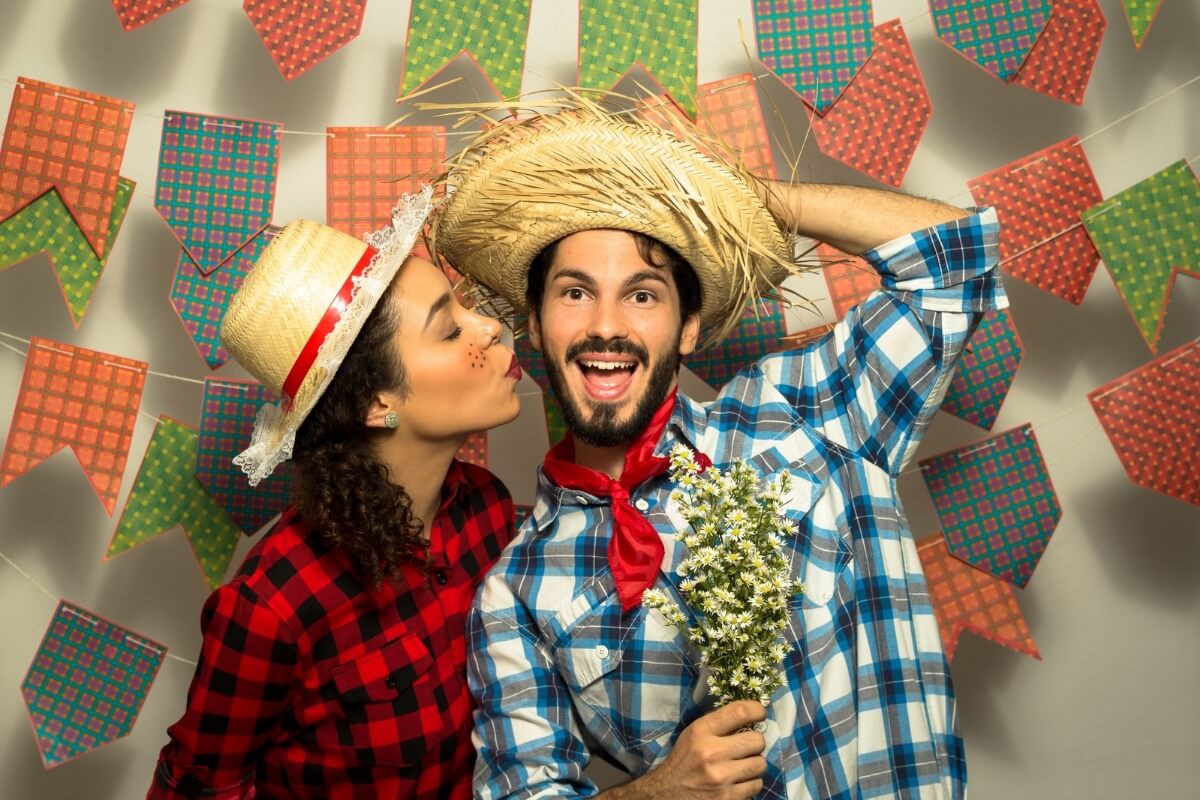 Junho e julho são os meses perfeitos para fazer simpatias e atrair boas energias amorosas
