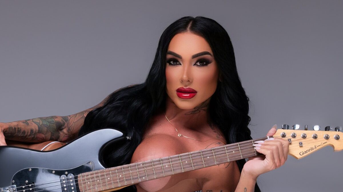 Kamila Simioni