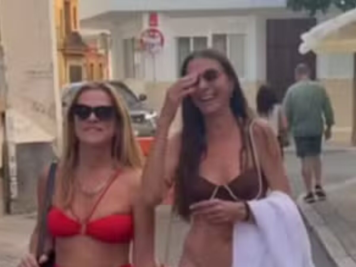 Mônica Martelli e Ingrid Guimarães encaram calorão na Europa de biquíni na rua: 'Estão nem aí'