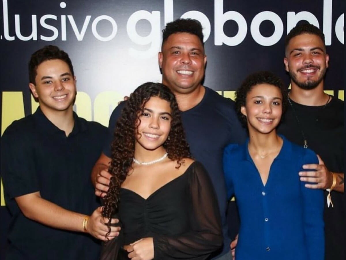 Ronaldo Fenômeno com os filhos