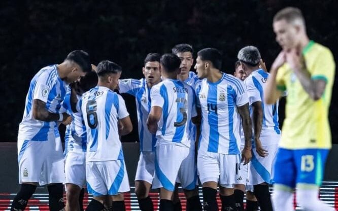Seleção Brasileira Sub-20 perdeu para a Argentina na estreia do Sul-Americano (Foto: Divulgação/CONMEBOL)