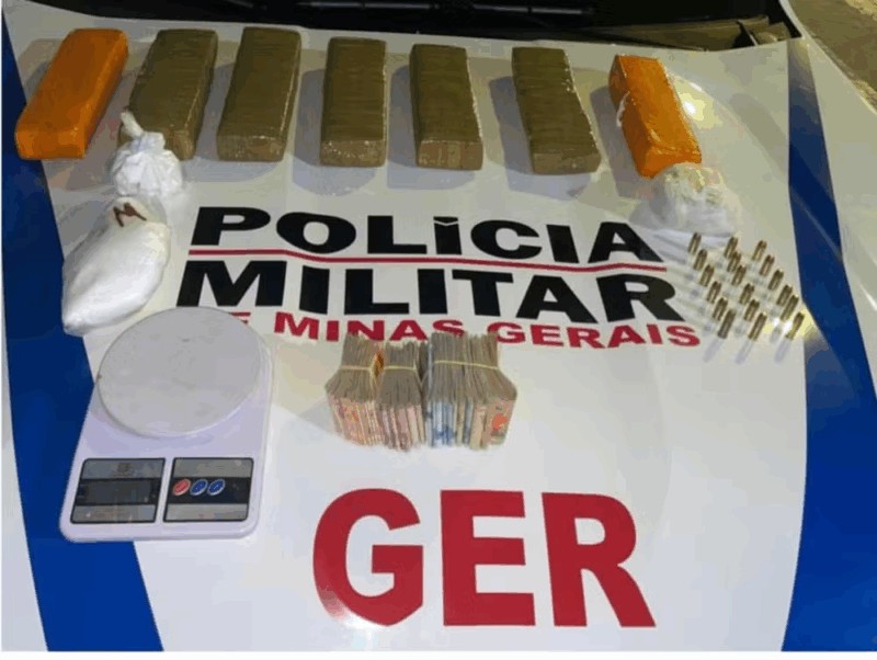 Suspeito cai de telhado ao fugir da PM em Montes Claros