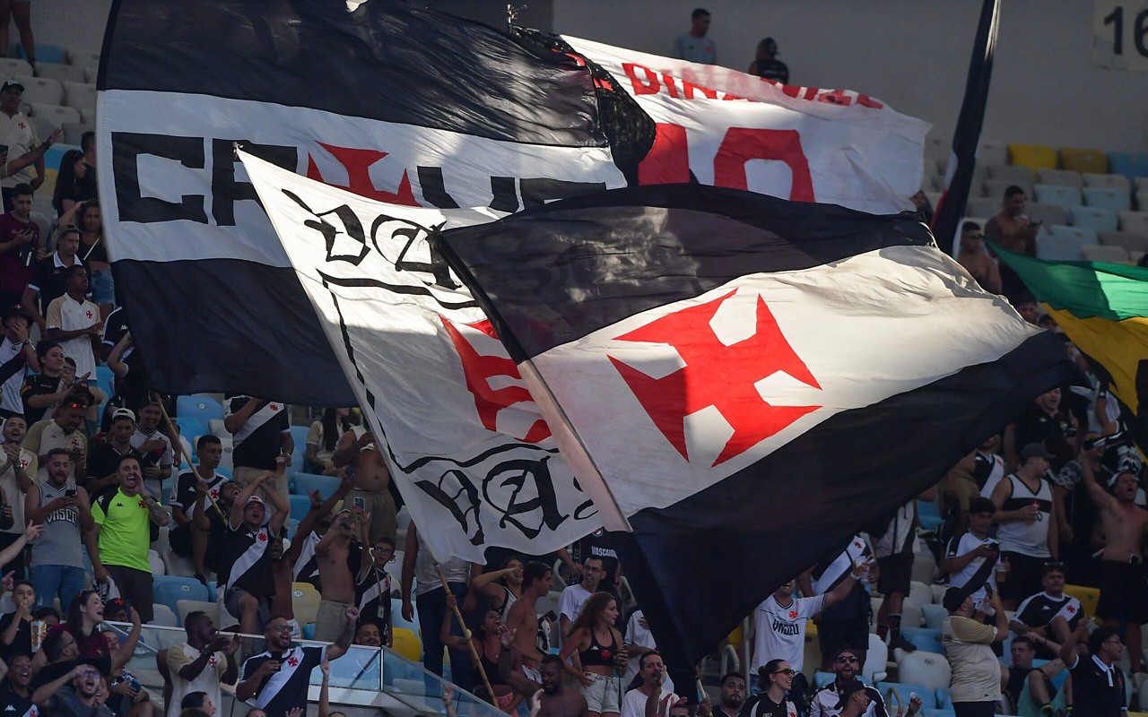 Confira a tabela detalhada do Vasco na fase de grupos da Sul-Americana (Foto: Thiago Ribeiro/AGIF)