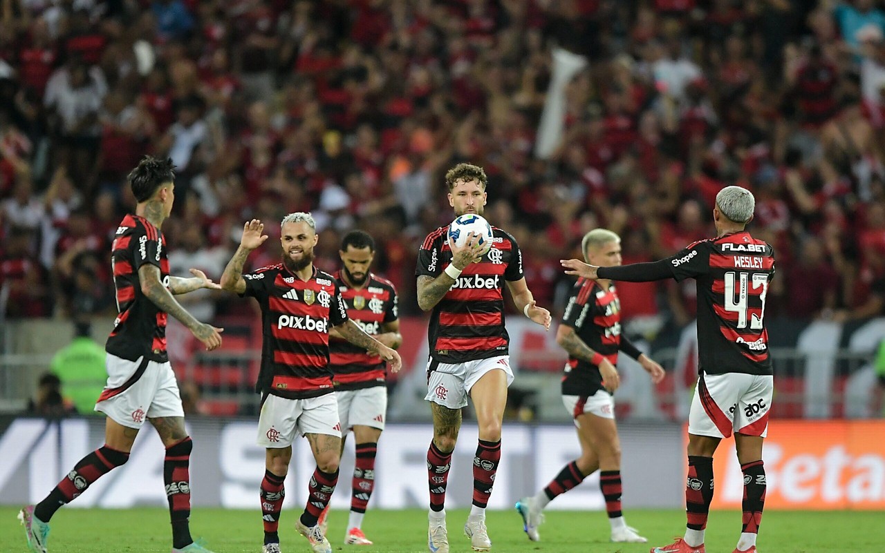 Táchira e Flamengo se enfrentam pela Libertadores (Foto: Reprodução)