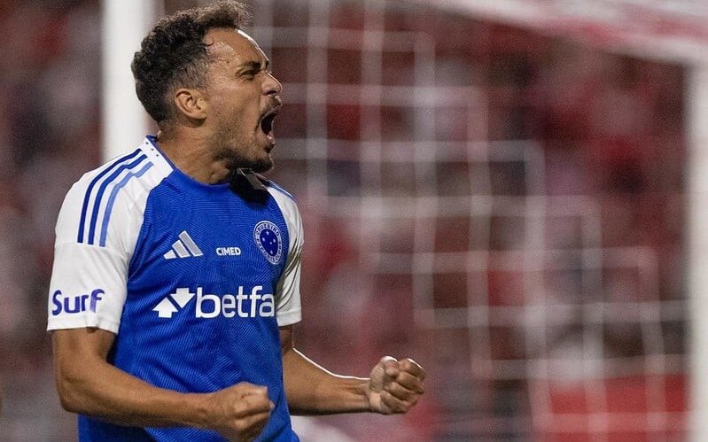 Meia foi julgado pelo STJD nesta sexta-feira (22/8)