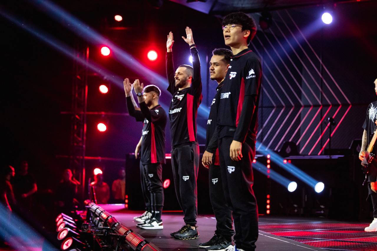 Time da PaiN Gaming no final do CBLOL 2024 em Belo Horizonte