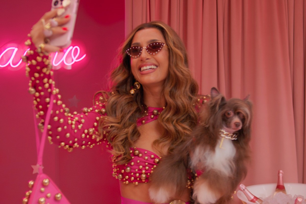 Lola (Camila Pitanga) em "Beleza Fatal"