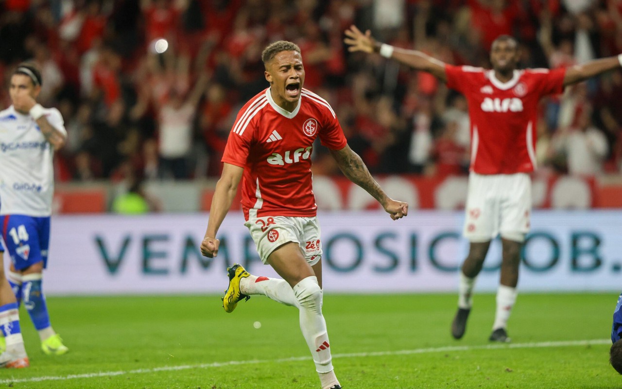 Vitinho tem sete gols em 33 partidas pelo Colorado (Foto: Ricardo Duarte/SC Internacional)