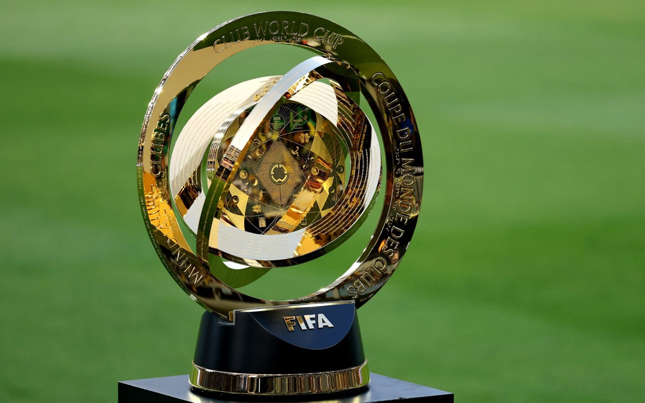 Troféu do Mundial de Clubes da FIFA exposto na partida entre Los Angeles FC e Club América (Luke Hales/Getty Images via AFP)