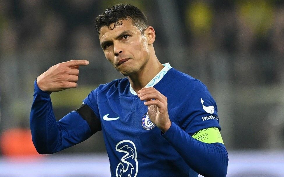 Thiago Silva pelo Chelsea (Foto: INA FASSBENDER / AFP)