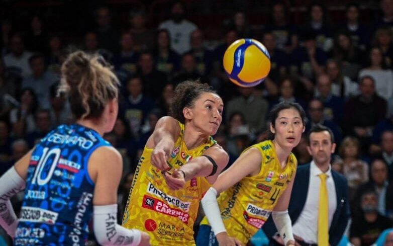 Gabi Guimarães em último jogo da semifinal do Italiano de Vôlei (Foto: Vettori)