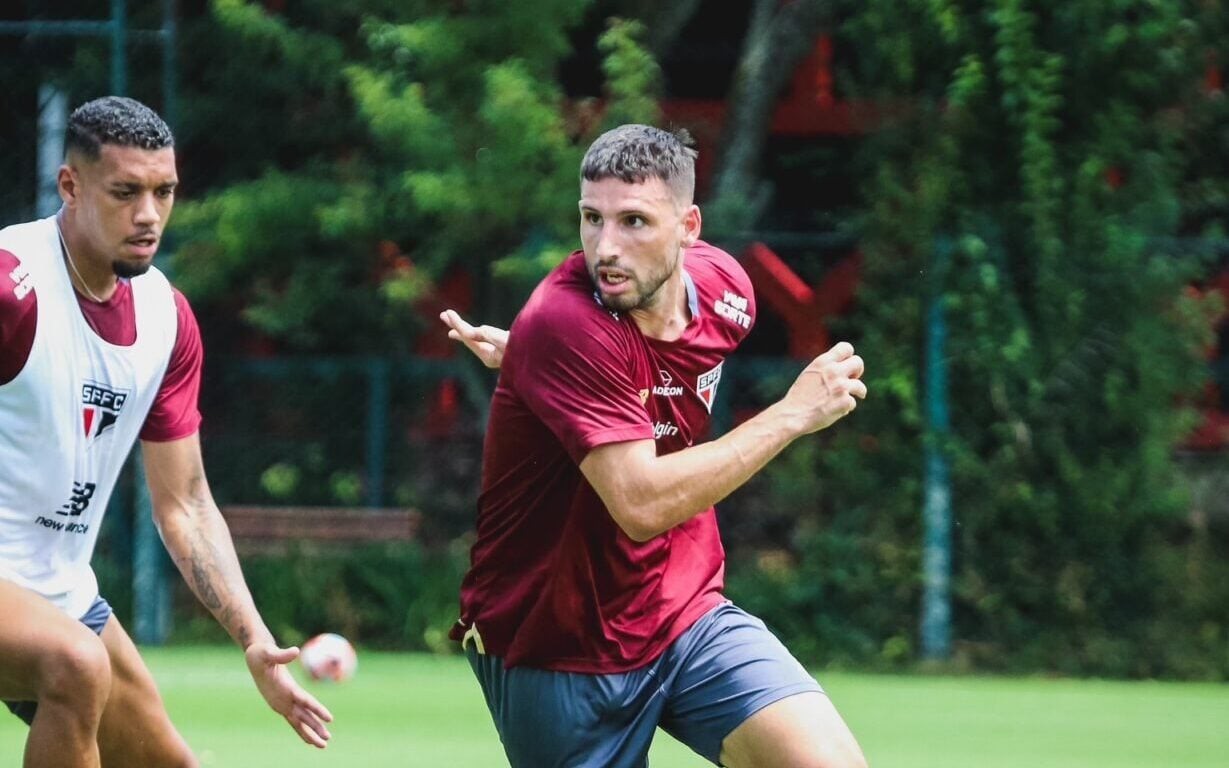 Treino do São Paulo no CT da Barra Funda na manhã desta quarta-feira (22). (Foto: Erico Leonan / saopaulofc.net)