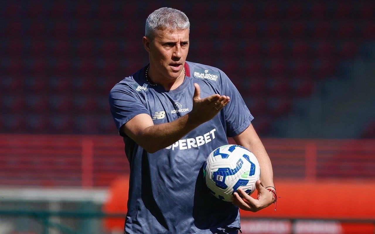 Crespo em treino do São Paulo (Foto: Rubens Chiri / São Paulo FC)