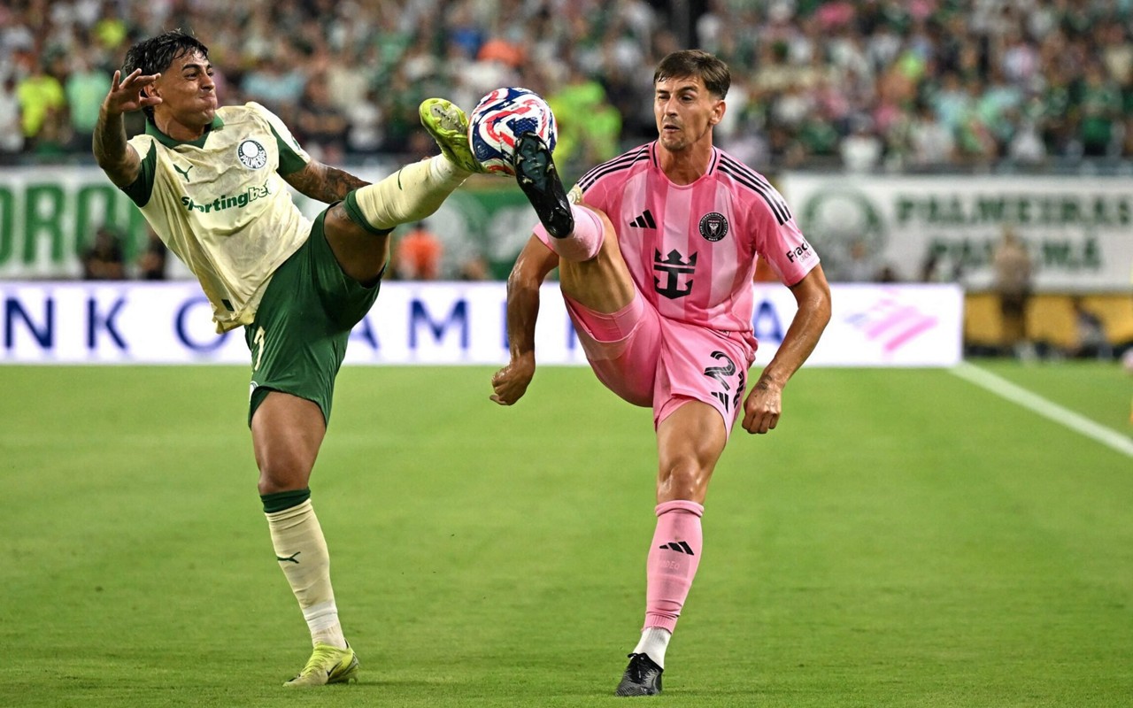 Palmeiras buscou empate após estar perdendo por 2 a 0 (Foto: Patricia de Melo Moreira / AFP)