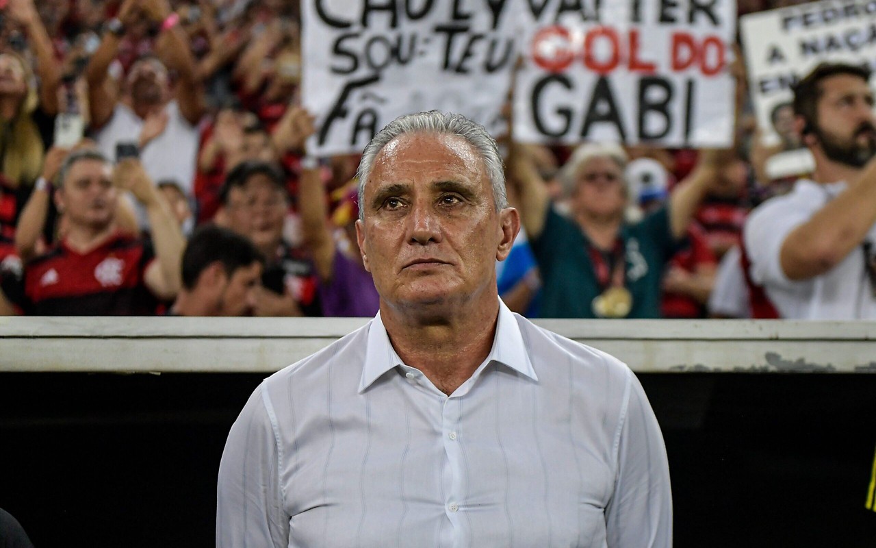 Tite não é mais opção do Corinthians (Foto: Thiago Ribeiro/AGIF)