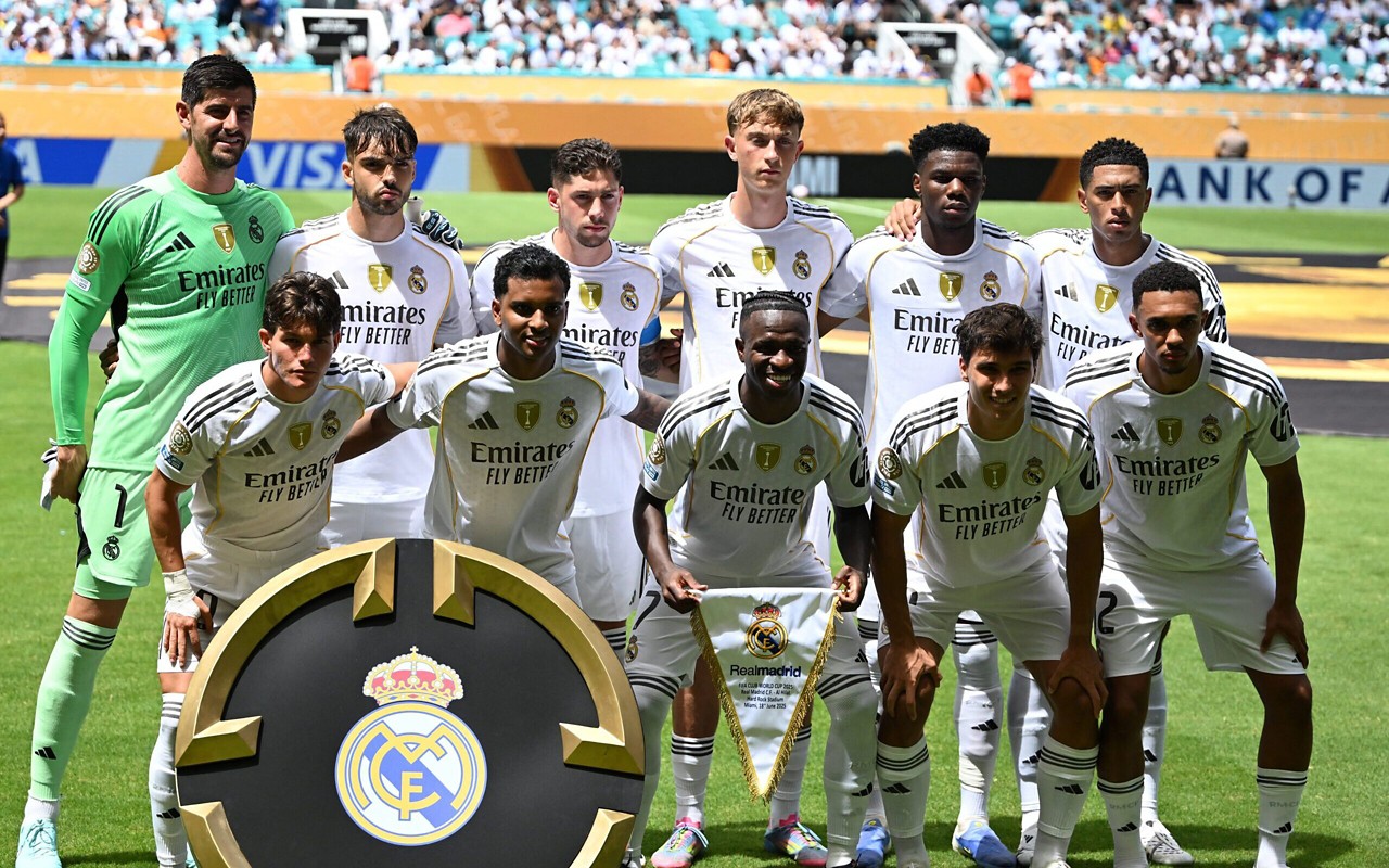 Real Madrid empatou com o Al Hilal no Mundial de Clubes (Foto: PATRICIA DE MELO MOREIRA/AFP)