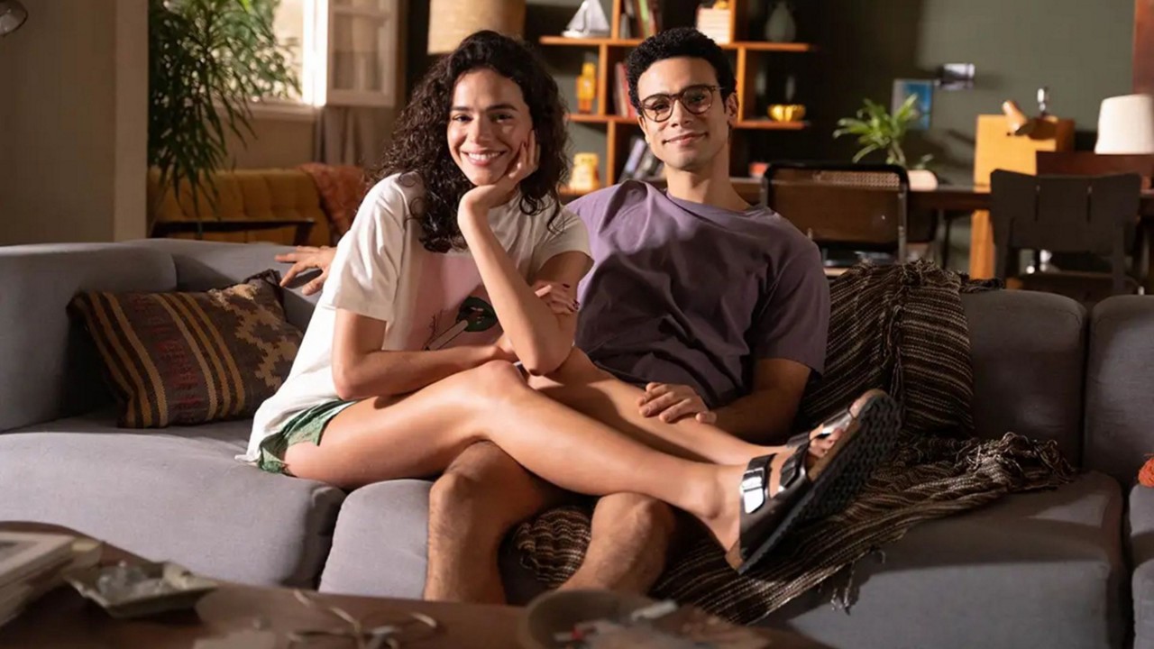 Bruna Marquezine e Sergio Malheiros protagonizam 'Amor da Minha Vida'