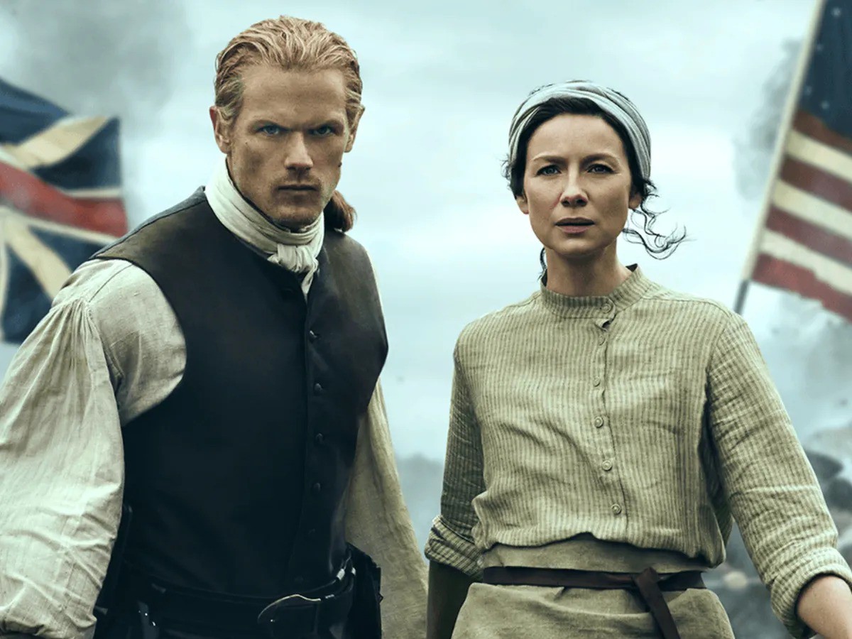 Sam Heughan e Caitriona Balfe estrelam 'Outlander'