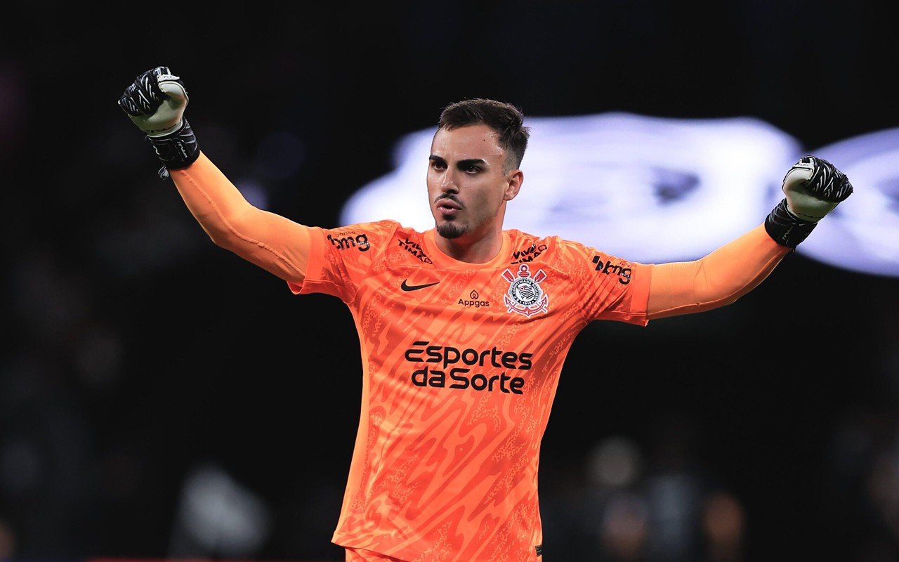 Matheus Donelli, goleiro do Corinthians (Foto: Ettore Chiereguini/AGIF)